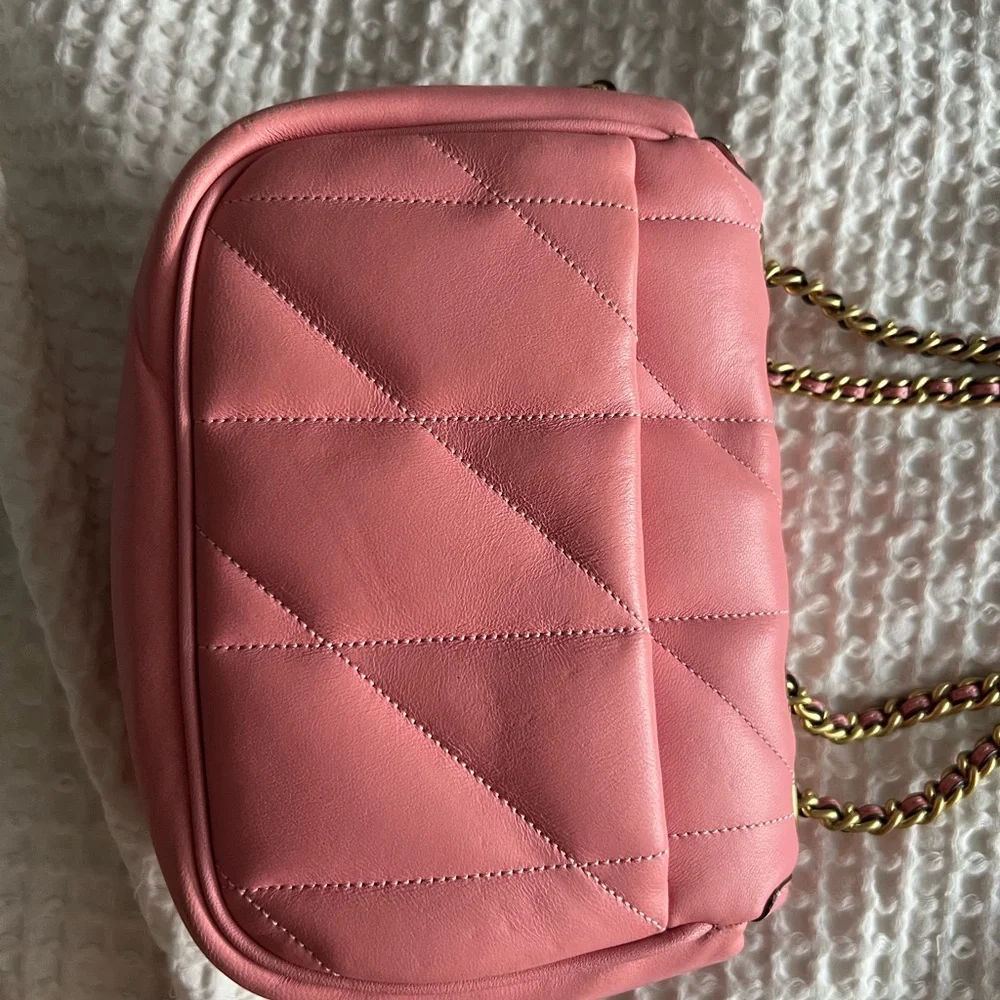 Coach PILLOW MADISON SHOULDER BAG
18 WITH QUILTING - Picture 13 of 13